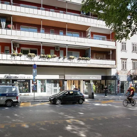 Διαμέρισμα Golden Gate *